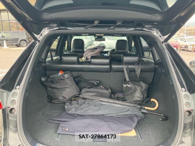 Toyota HARRIER 2017-10 7327318-14