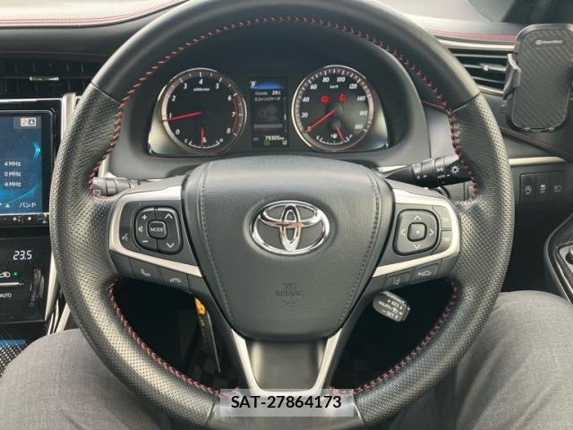 Toyota HARRIER 2017-10 7327318-16