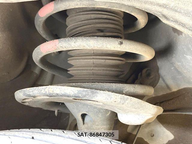 Toyota HARRIER 2015-12 7327324-17