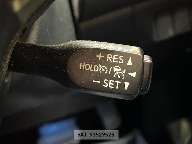 Toyota HARRIER 2018-02 7327307-3