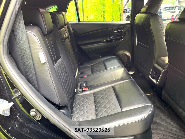 Toyota HARRIER 2018-02 7327307-8
