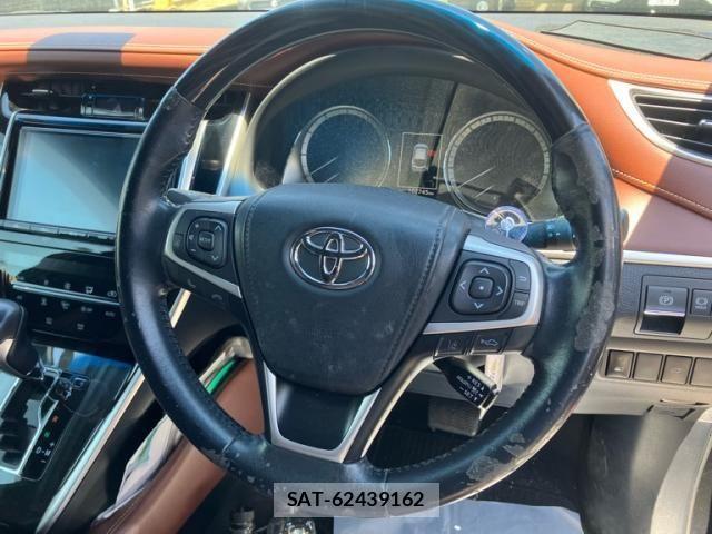 Toyota HARRIER 2017-10 7327323-16