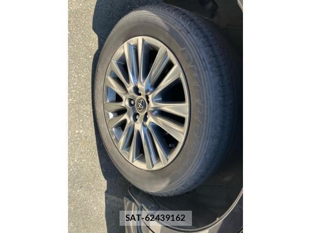 Toyota HARRIER 2017-10 7327323-25