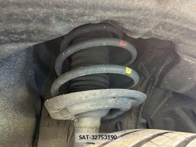 Toyota HARRIER 2022-03 7327306-18