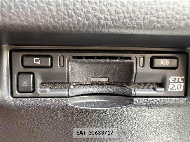 Toyota HARRIER 2023-09 7327275-24