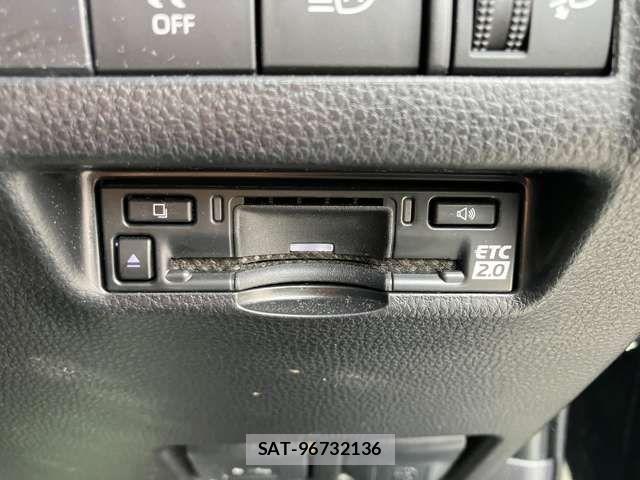 Toyota HARRIER 2023-04 7357942-6