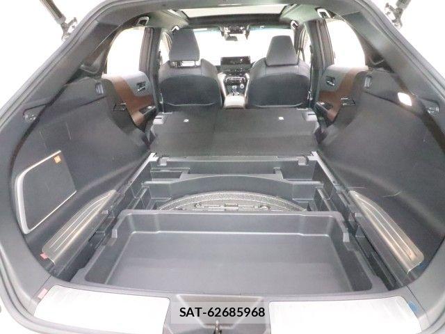 Toyota HARRIER 2021-04 7357924-12