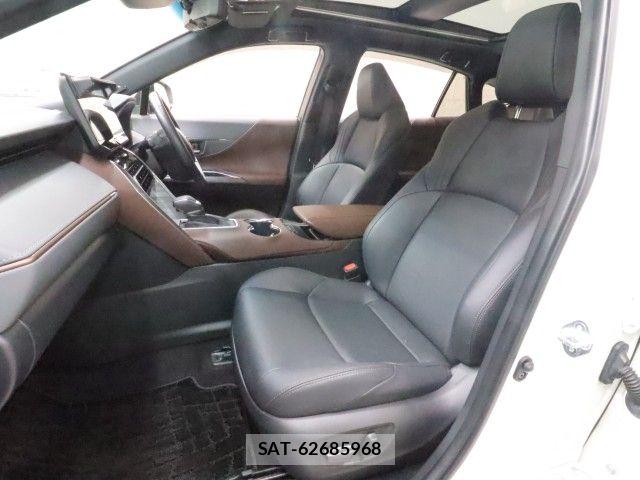 Toyota HARRIER 2021-04 7357924-7