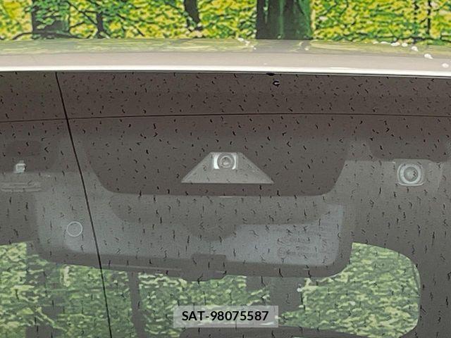 Toyota HARRIER 2020-06 7357947-4