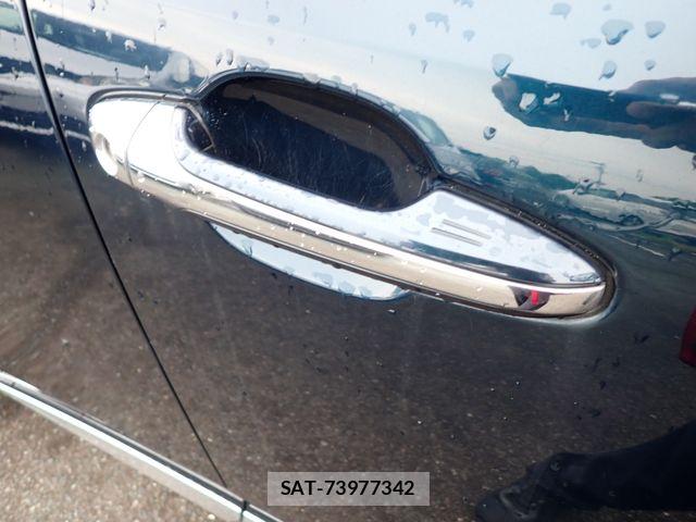 Toyota HARRIER 2015-08 7357913-23
