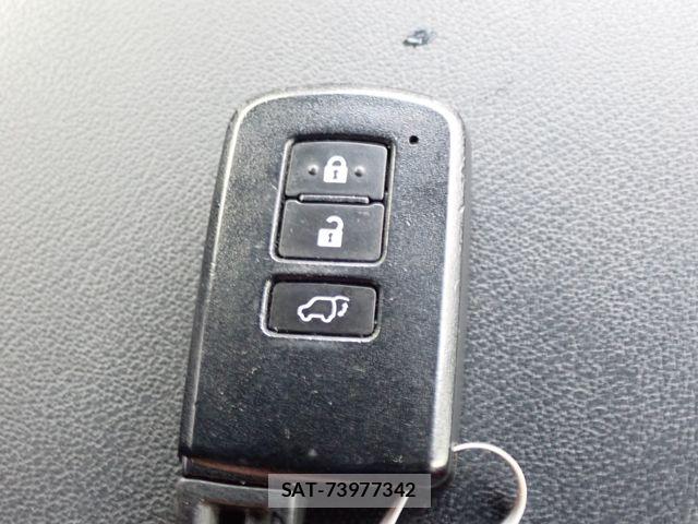 Toyota HARRIER 2015-08 7357913-26