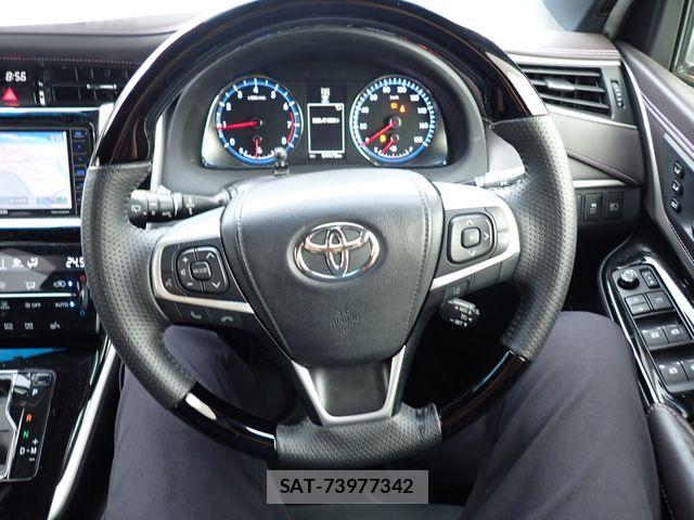 Toyota HARRIER 2015-08 7357913-7