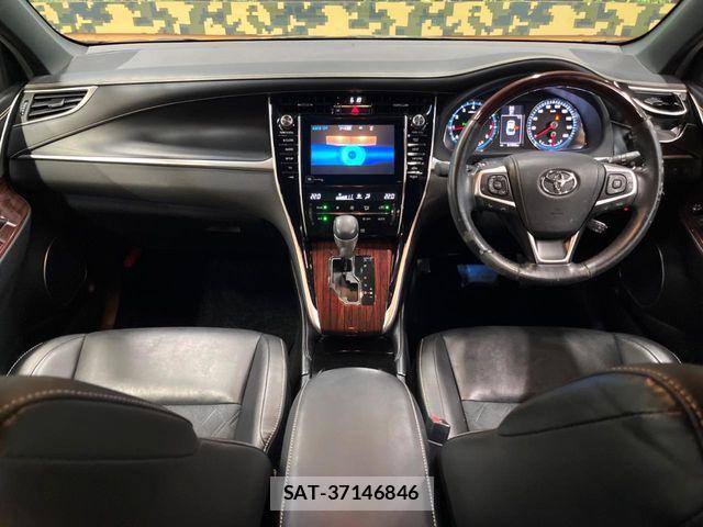 Toyota HARRIER 2017-09 7357956-1