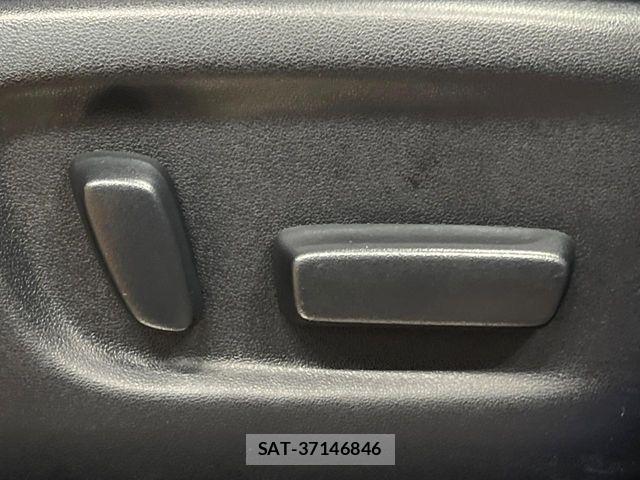 Toyota HARRIER 2017-09 7357956-6