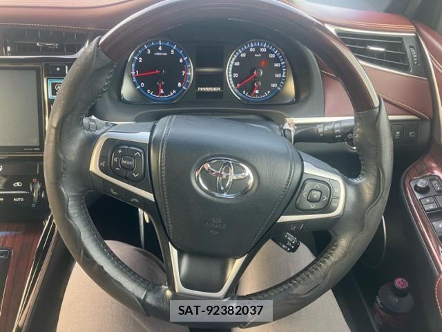 Toyota HARRIER 2014-12 7357958-16