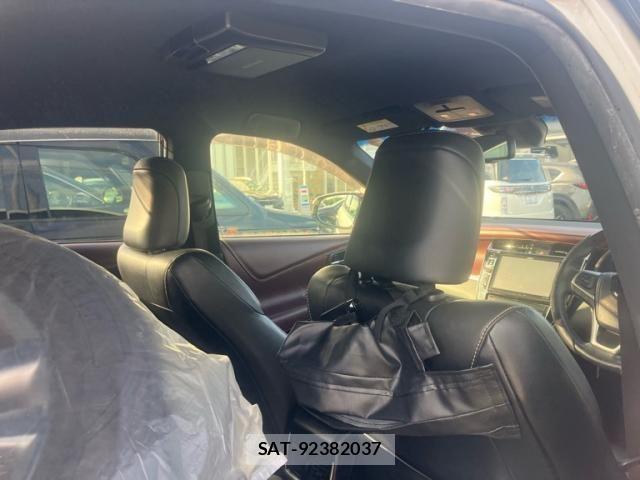 Toyota HARRIER 2014-12 7357958-28