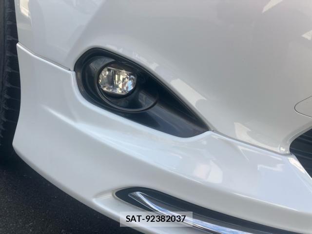 Toyota HARRIER 2014-12 7357958-6