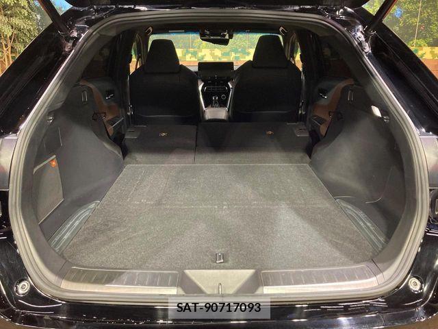 Toyota HARRIER 2021-06 7357926-9