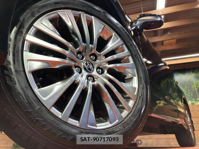 Toyota HARRIER 2021-06 7357926-12