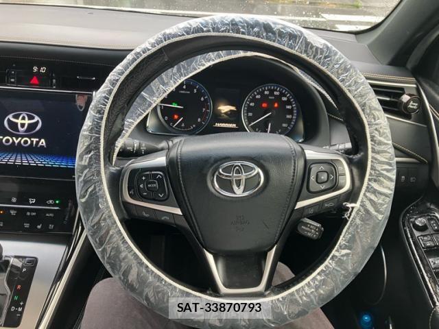Toyota HARRIER 2017-06 7357954-18