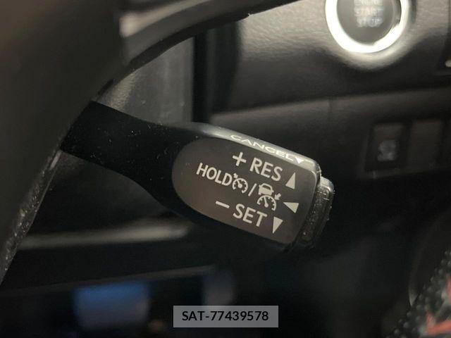 Toyota HARRIER 2018-06 7392286-5
