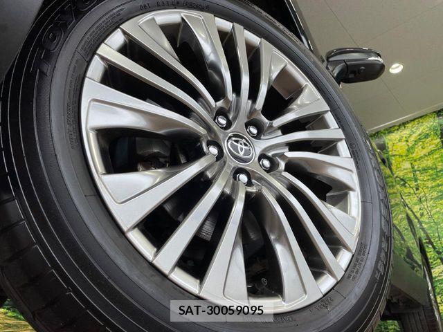 Toyota HARRIER 2024-08 7392271-11