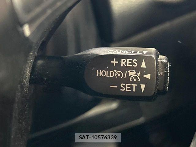 Toyota HARRIER 2018-01 7392284-6