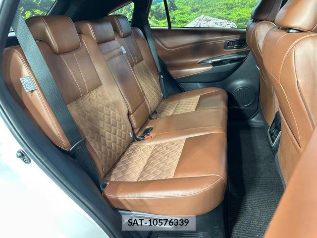 Toyota HARRIER 2018-01 7392284-8