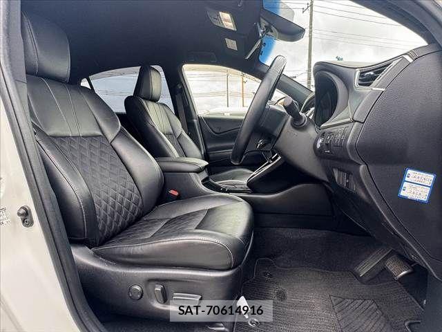 Toyota HARRIER 2018-03 7392283-15