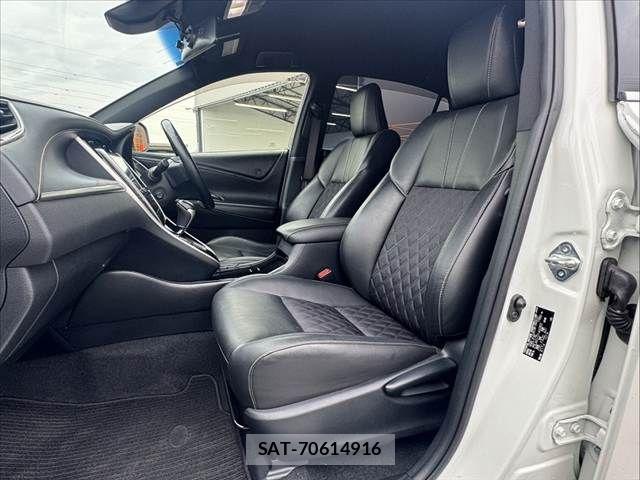 Toyota HARRIER 2018-03 7392283-16
