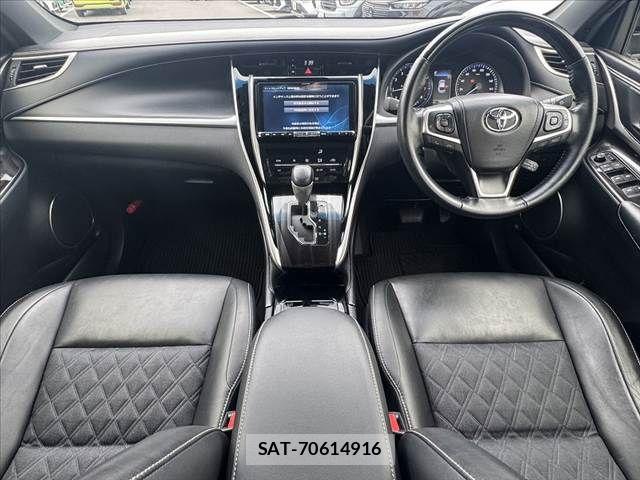 Toyota HARRIER 2018-03 7392283-1