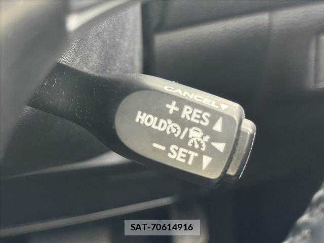 Toyota HARRIER 2018-03 7392283-28