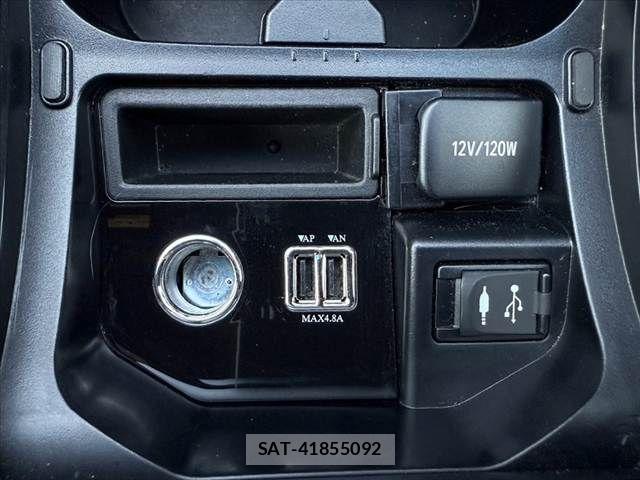 Toyota HARRIER 2016-10 7454602-28