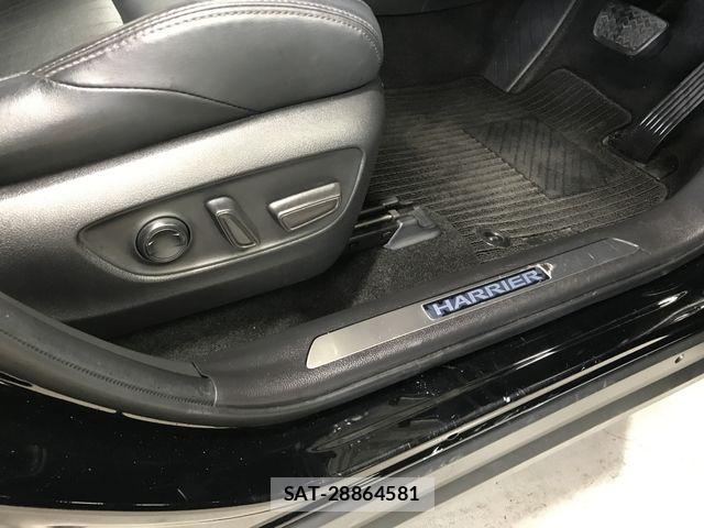 Toyota HARRIER 2020-09 7454596-27