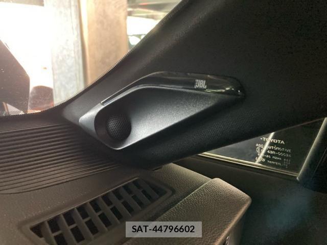 Toyota HARRIER 2024-03 7454571-22