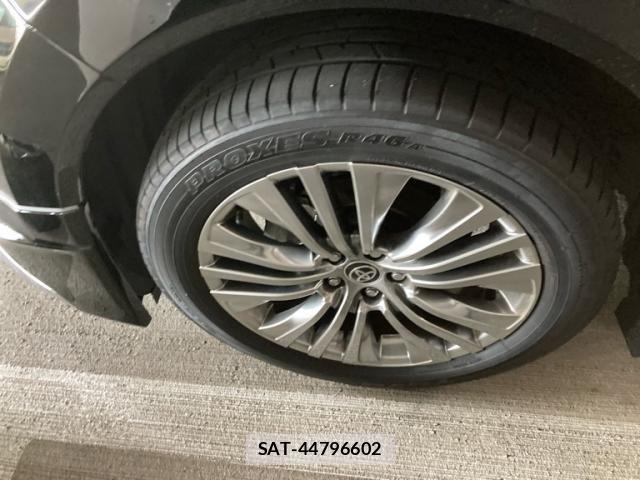 Toyota HARRIER 2024-03 7454571-7
