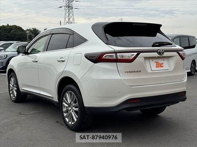 Toyota HARRIER 2019-08 7454597-12