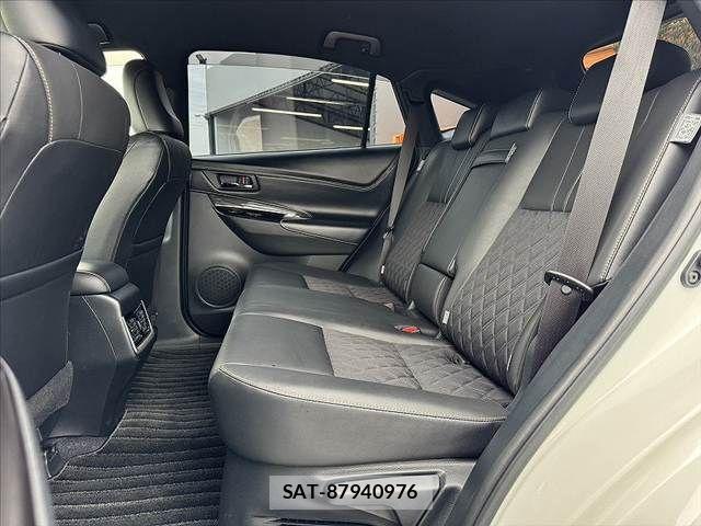 Toyota HARRIER 2019-08 7454597-17