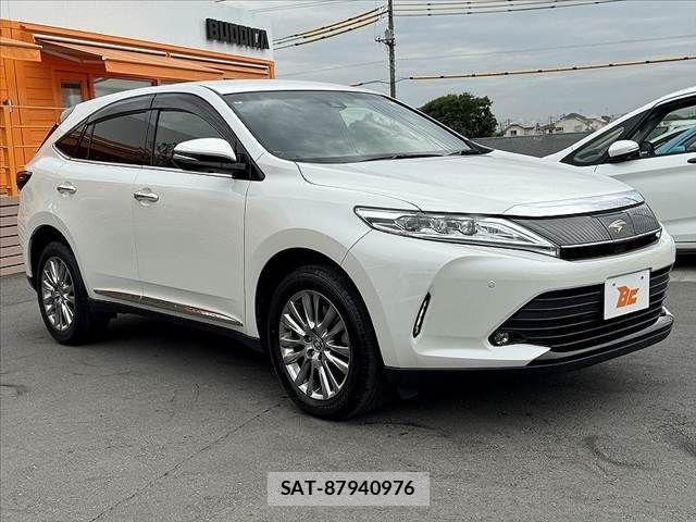 Toyota HARRIER 2019-08 7454597-7