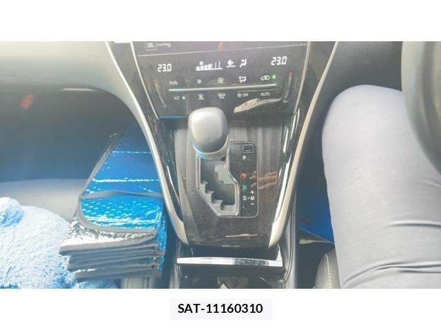 Toyota HARRIER 2018-04 7454592-15