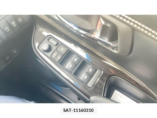 Toyota HARRIER 2018-04 7454592-18
