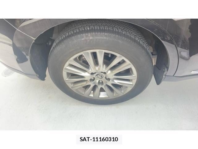 Toyota HARRIER 2018-04 7454592-6