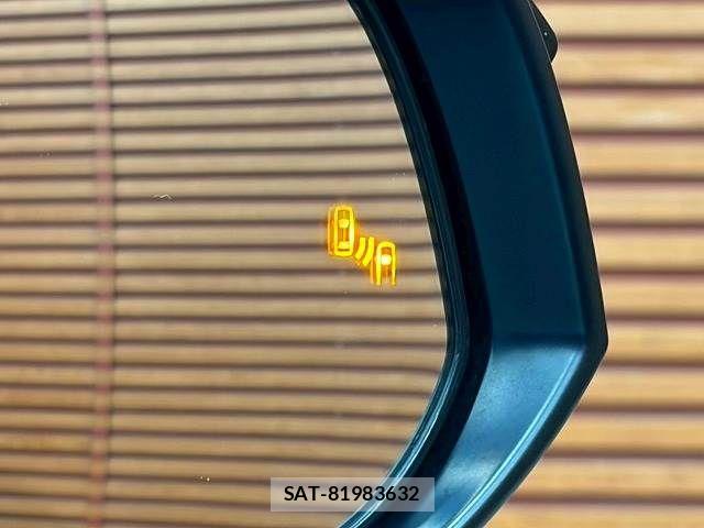 Toyota HARRIER 2020-07 7500759-14