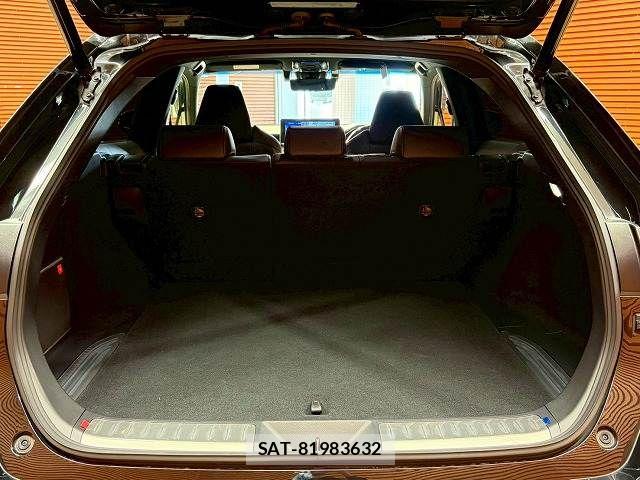 Toyota HARRIER 2020-07 7500759-19