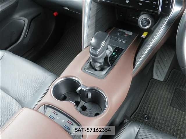 Toyota HARRIER 2020-08 7616795-11
