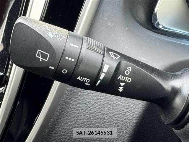Toyota HARRIER 2015-03 7616835-24