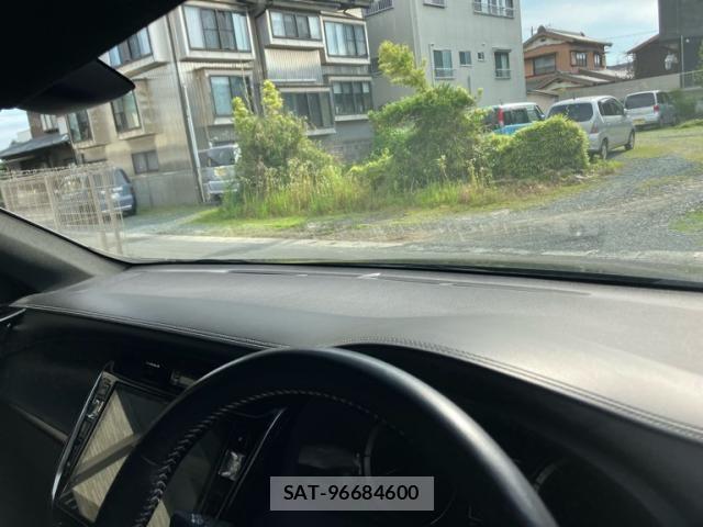Toyota HARRIER 2019-09 7616811-9
