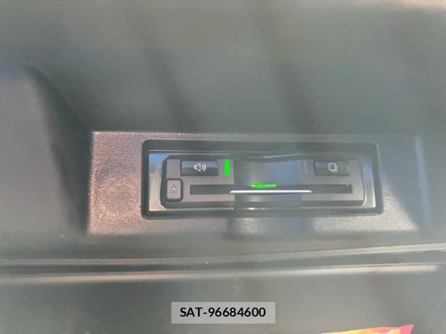Toyota HARRIER 2019-09 7616811-19
