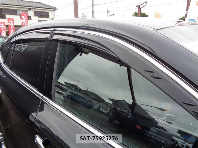 Toyota HARRIER 2025-03 7616787-9