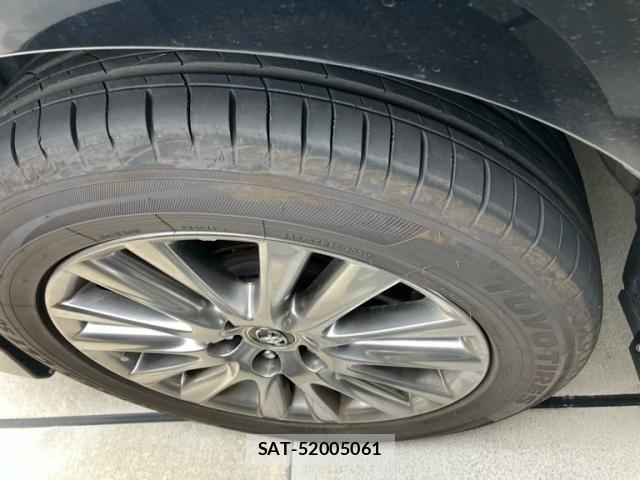 Toyota HARRIER 2018-06 7616812-9
